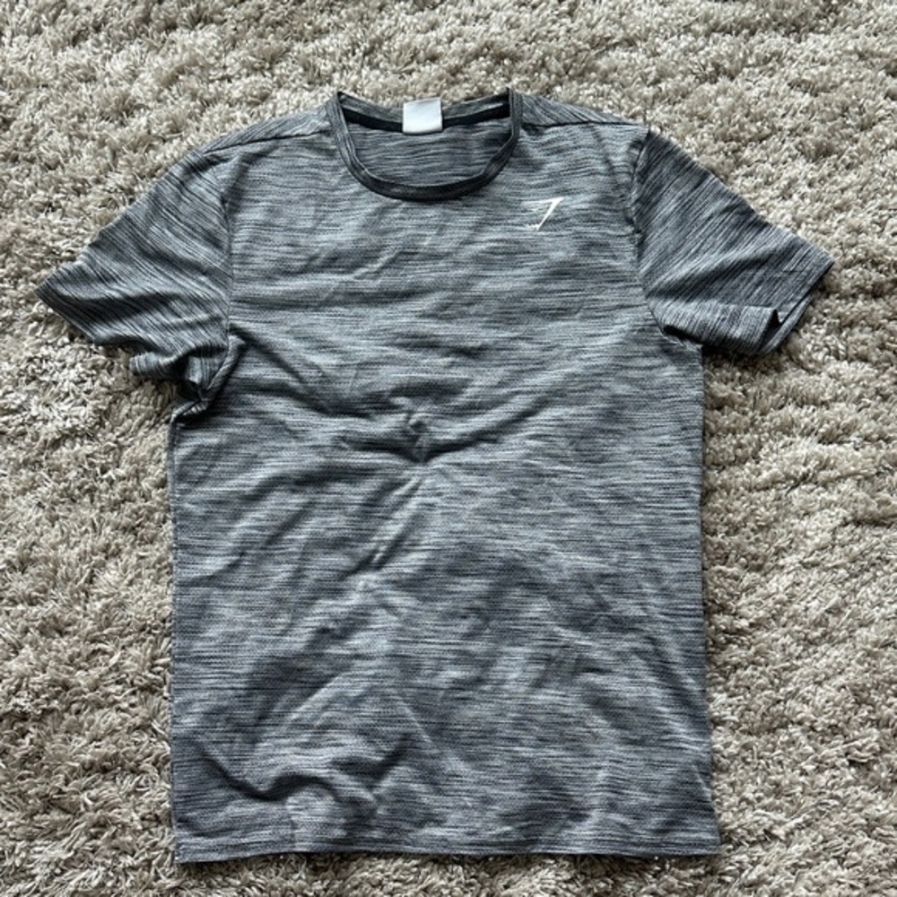 Gymshark Black and Gray Short Sleeve Tee